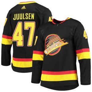 Vancouver Canucks Noah Juulsen Official Black Adidas Authentic Adult Alternate Primegreen Pro NHL Hockey Jersey