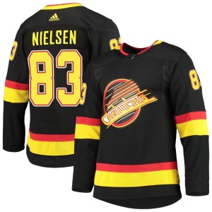 Vancouver Canucks Tristen Nielsen Official Black Adidas Authentic Adult Alternate Primegreen Pro NHL Hockey Jersey